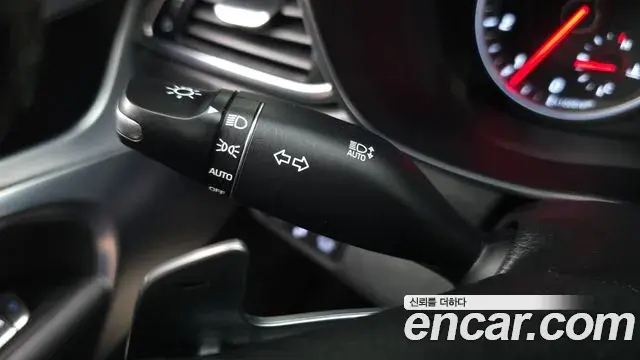 Genesis G70 2020 — Photo 22/31