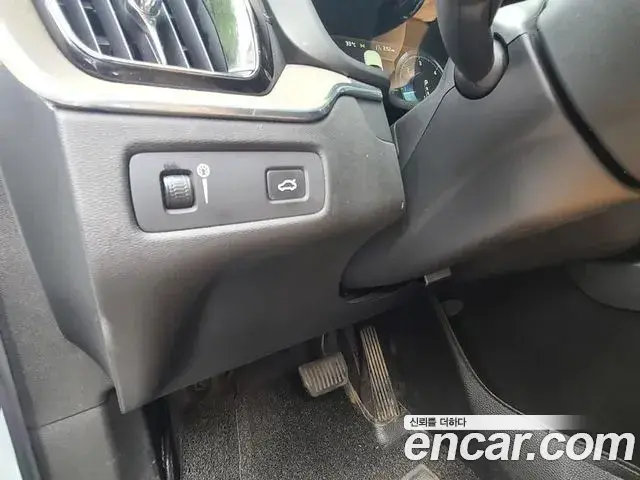 Volvo XC60 2018 — Şəkil 5/20