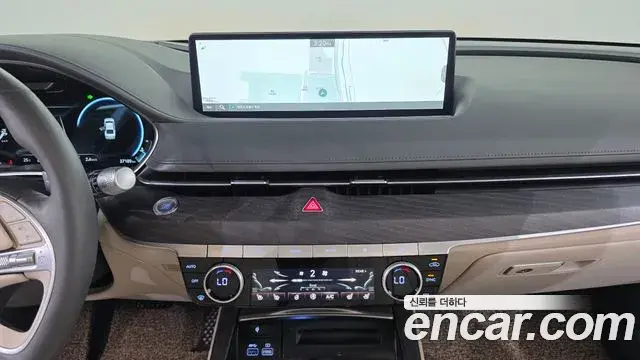 Genesis G80 2023 — Şəkil 28/33