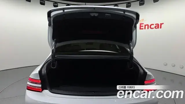 Genesis G80 2023 — Şəkil 7/33