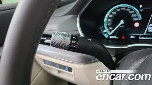Genesis G80 2023 — Şəkil 9/33