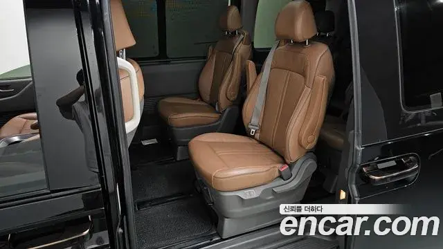 Hyundai Staria 2021 — Şəkil 31/36