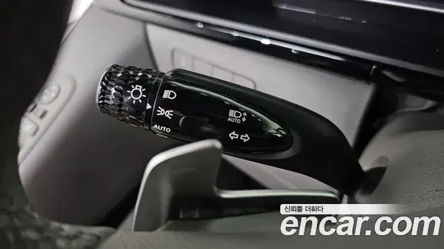 Hyundai Staria 2021 — Şəkil 3/36