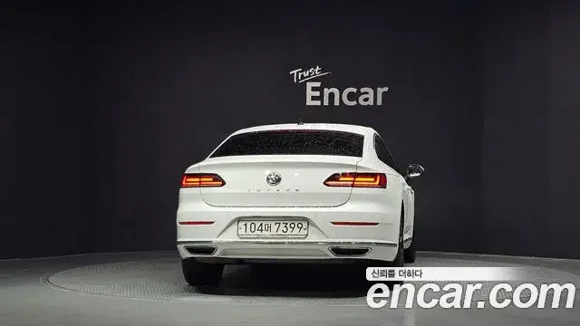 Volkswagen Arteon 2019 — Şəkil 17/37