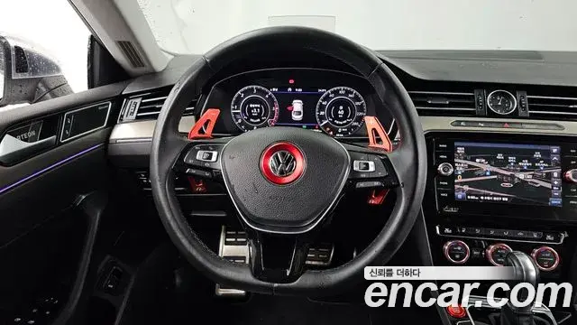 Volkswagen Arteon 2019 — Şəkil 28/37