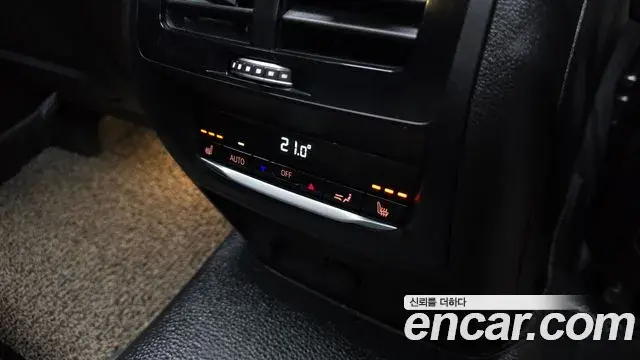BMW X3 2019 — ფოტო 15/31