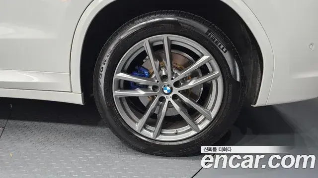 BMW X3 2019 — ფოტო 24/31
