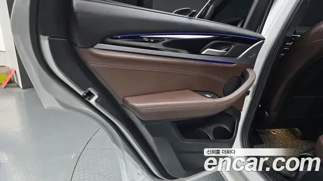 BMW X3 2019 — ფოტო 11/31