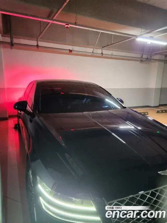 Genesis G80 2020 — ფოტო 2/13