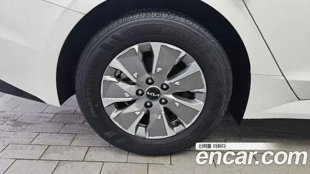Kia K5 2025 — ფოტო 12/20