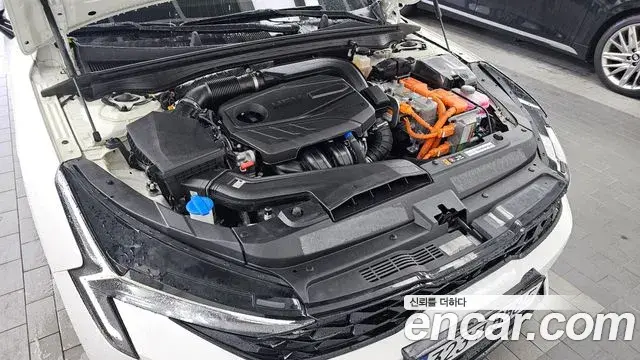 Kia K5 2025 — ფოტო 14/20