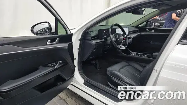 Kia K5 2025 — ფოტო 4/20