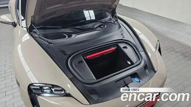 Porsche Taycan 2023 — Şəkil 3/34