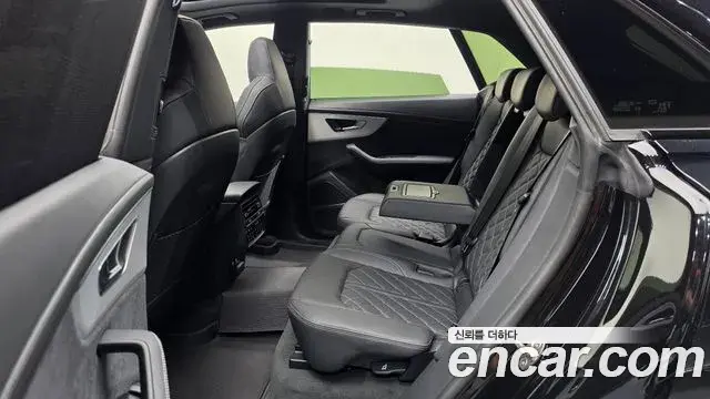 Audi Q8 2026 — Şəkil 7/31