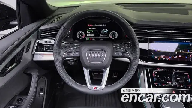 Audi Q8 2026 — Şəkil 18/31