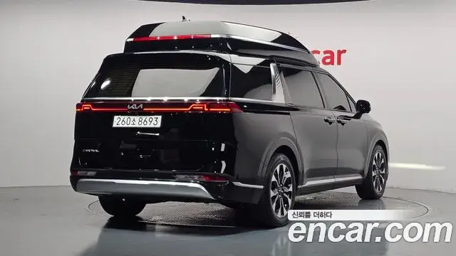 Kia Carnival 2022 — Photo 2/20