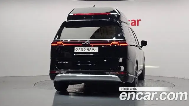 Kia Carnival 2022 — Photo 4/20