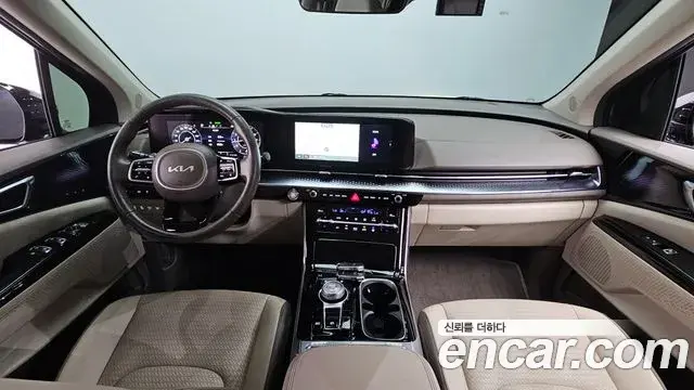 Kia Carnival 2022 — Photo 7/20