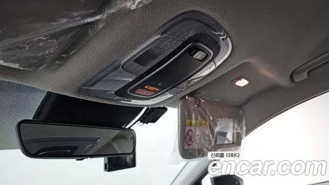 Hyundai The New Avante Hybrid 2022 — Photo 9/31