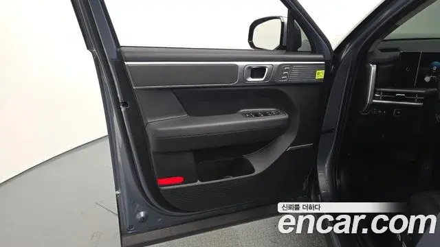 Hyundai Santa Fe 2025 — Photo 12/36