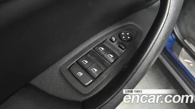 BMW X1 2018 — Photo 26/34