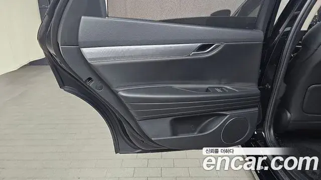 Genesis G80 2020 — Photo 26/32