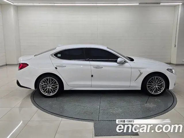 Genesis G70 2020 — Şəkil 18/20