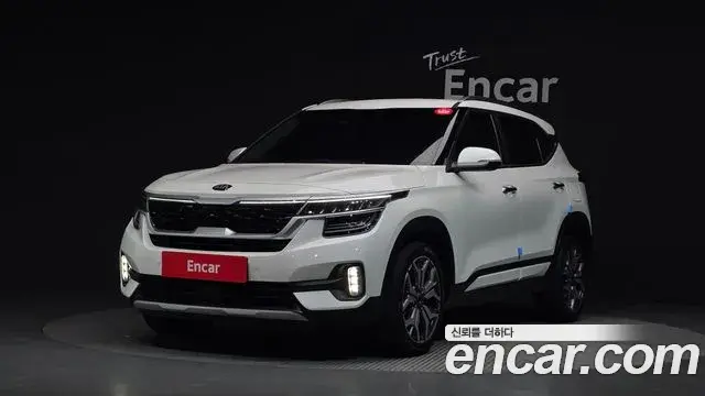 Kia Seltos 2021 — Фото 1/20