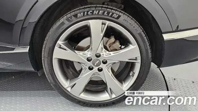 Genesis GV80 2020 — ფოტო 25/35