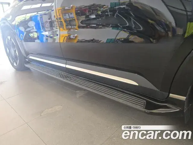 Kia Carnival 2023 — Фото 11/12