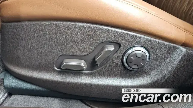 Genesis G80 2023 — Şəkil 33/34
