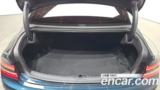 Genesis G80 2023 — Şəkil 32/34