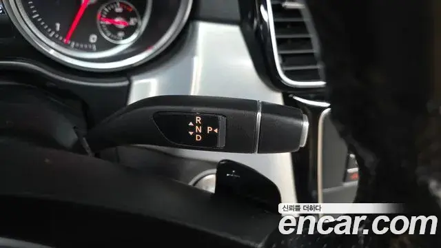 Mercedes-Benz GLE-Class 2018 — Фото 9/20