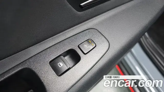 Hyundai The New Avante Hybrid 2021 — Photo 6/31