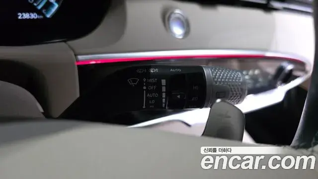 Genesis GV70 2023 — Photo 6/35