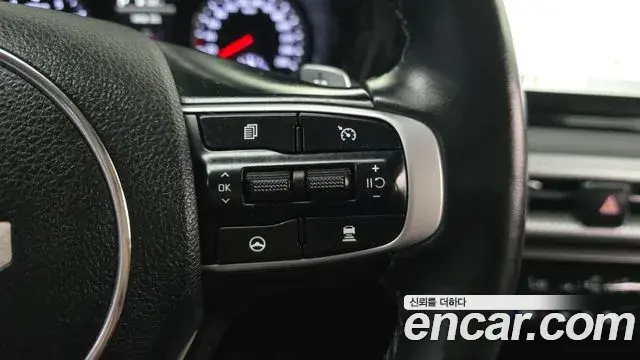 Kia K5 2021 — Фото 18/20
