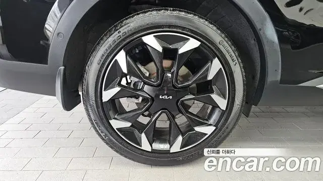 Kia Sorento 2024 — Фото 5/20