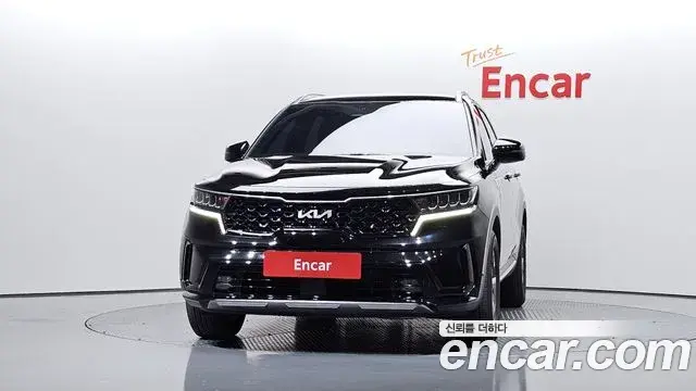 Kia Sorento 2023 — Фото 3/20