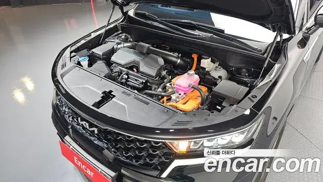 Kia Sorento 2023 — Фото 6/20
