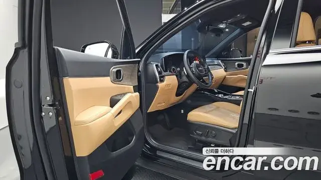Kia Sorento 2023 — Фото 10/20