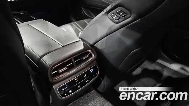 Genesis G80 2020 — ფოტო 21/35