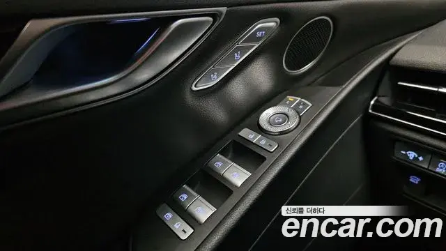 Genesis G80 2020 — ფოტო 14/35