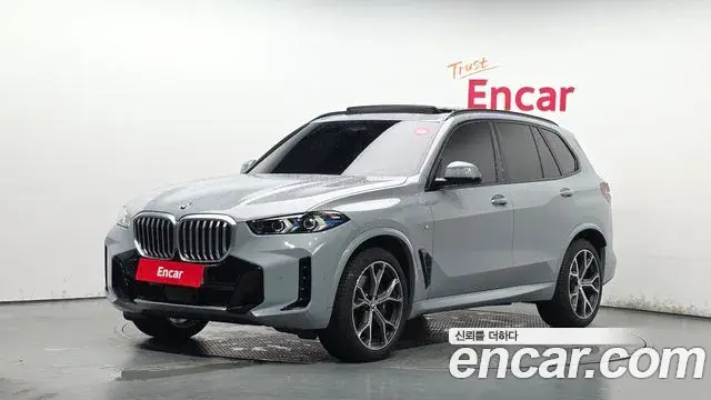 BMW X5 2025 — Фото 1/20