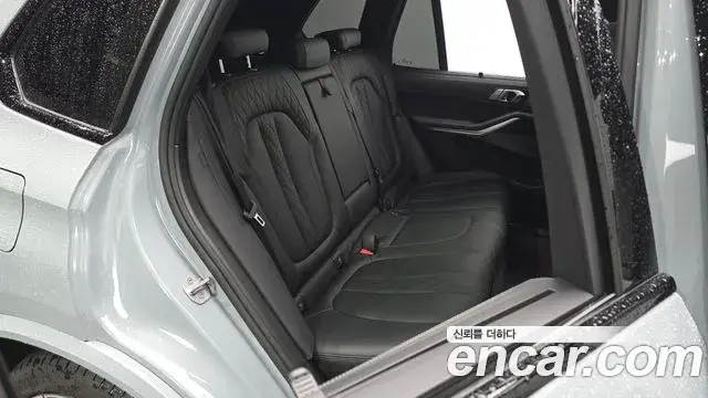 BMW X5 2025 — Фото 12/20