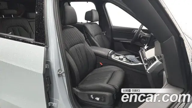 BMW X5 2025 — Photo 30/37