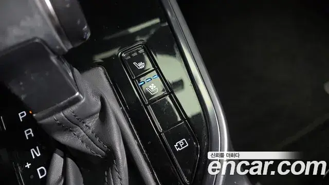Kia Niro 2022 — ფოტო 1/35