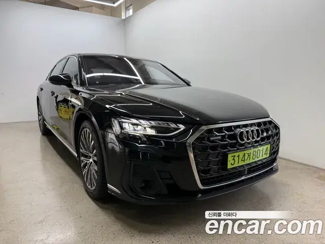 Audi A8 2023 — ფოტო 13/20