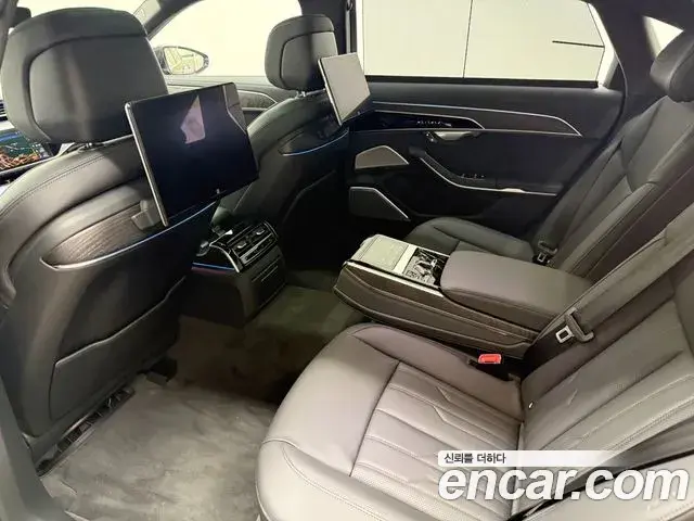 Audi A8 2023 — ფოტო 9/20