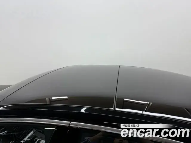 Audi A8 2023 — ფოტო 10/20
