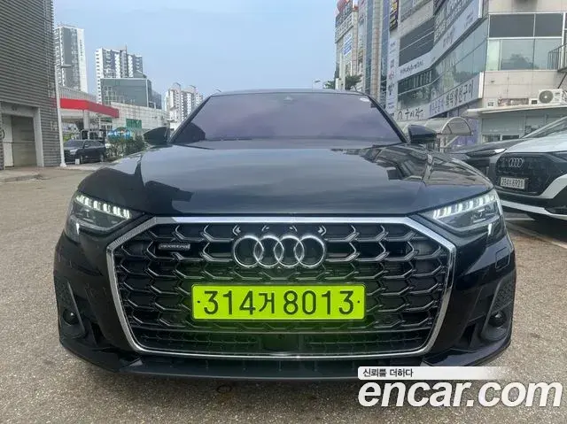 Audi A8 2023 — Photo 10/20